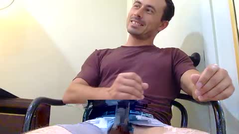 Snapshot of docksquirt chatting on October 5, 12:47 am Docksquirt online show from October 5, 12:47 am