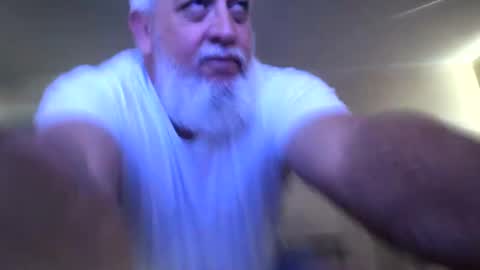 dogggggy07 online show from December 31, 7:18 pm