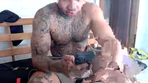 dogtattoo77 online show from October 15, 10:01 am