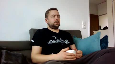 Snapshot of dombio_12 chatting on February 23, 3:26 pm dombio_12 online show from February 23, 3:26 pm
