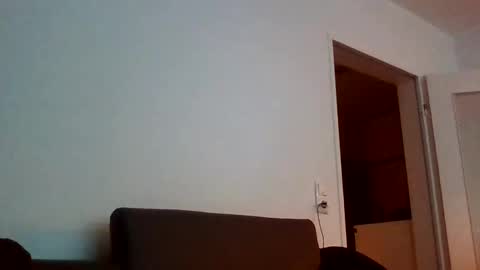 Snapshot of dombio_12 chatting on February 20, 6:57 pm dombio_12 online show from February 20, 6:57 pm