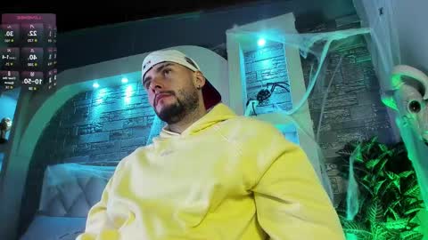 dominic de luca online show from October 24, 2:35 am