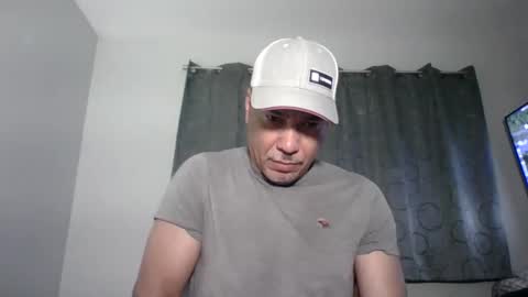 luis online show from November 22, 6:02 am