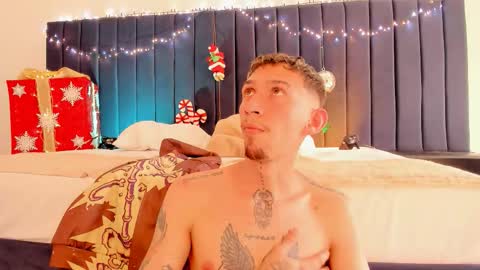 dominik_thompson777 online show from November 15, 6:32 pm