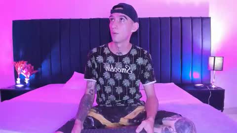 dominik_thompson777 online show from September 17, 2:23 am