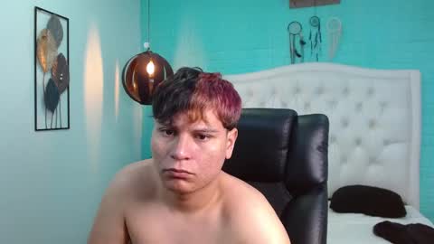 dondanys online show from September 24, 9:13 pm