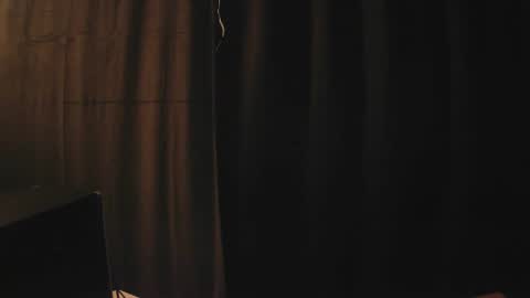 Papi online show from March 17, 6:21 pm