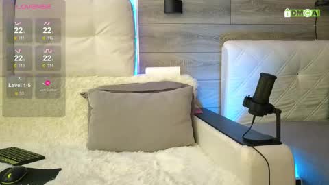 Nikon online show from October 16, 8:06 pm