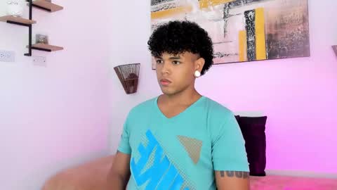 jaden online show from December 15, 1:43 pm