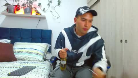 dorian_h online show from April 26, 11:45 pm