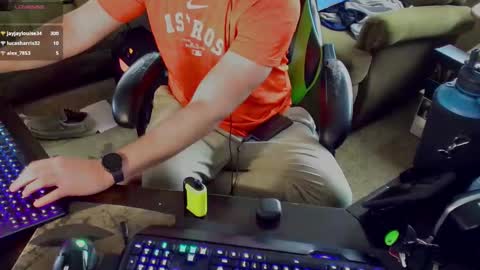 DotYourEyezez  online show from March 12, 2:45 pm