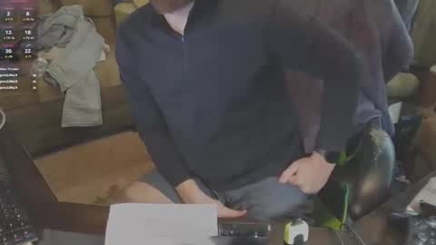 DotYourEyezez  online show from October 1, 8:57 pm