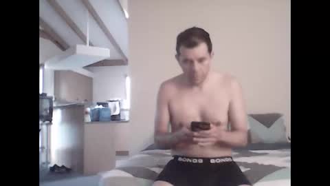 douglas8121 online show from November 28, 2:04 am