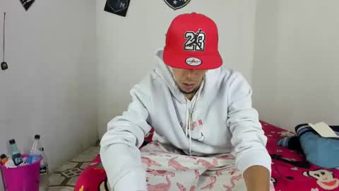 douglas_gallegos online show from January 28, 7:22 am