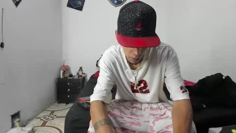 douglas_gallegos online show from January 16, 5:32 am