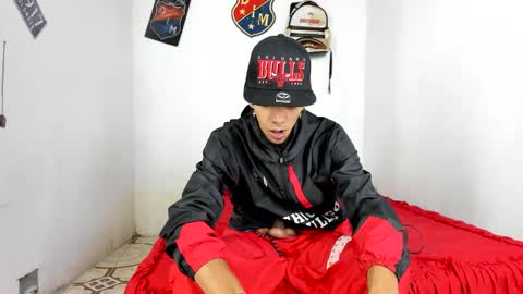 douglas_gallegos online show from February 3, 5:40 am