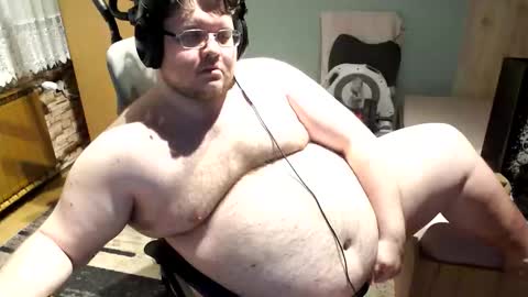 dovahkaat online show from April 17, 9:06 pm