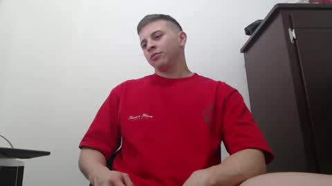 draco_boy2000 online show from October 6, 9:30 pm