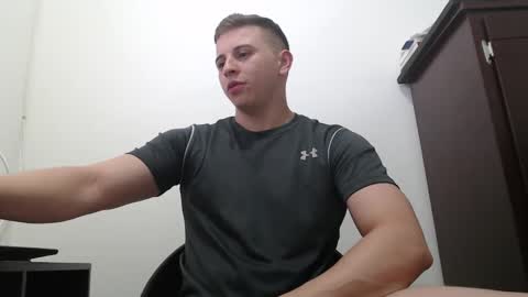 draco_boy2000 online show from September 24, 9:24 pm