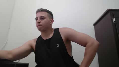 draco_boy2000 online show from October 10, 12:37 am