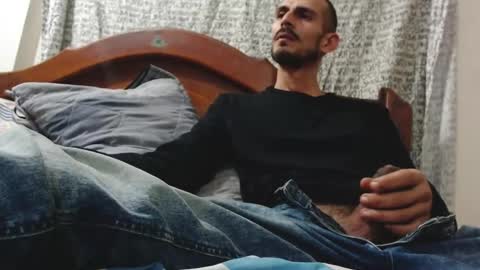 Snapshot of draco_dante chatting on February 15, 12:27 am charles online show from February 15, 12:27 am