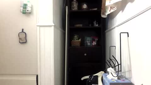 dragonrider72 online show from March 1, 8:58 am