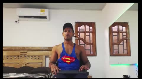 drake_cerra online show from November 22, 9:47 pm