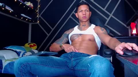 Drake online show from November 10, 3:50 pm