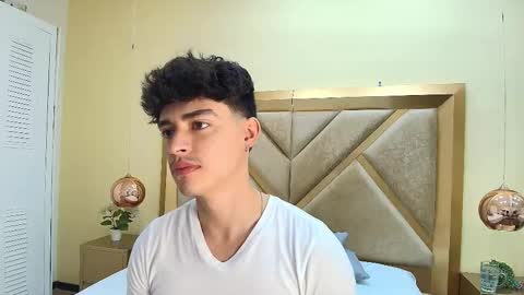 drakecollinss online show from September 24, 11:41 am