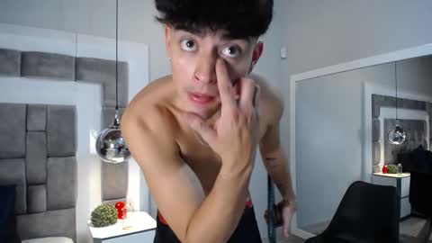 drakecollinss online show from February 17, 8:58 pm