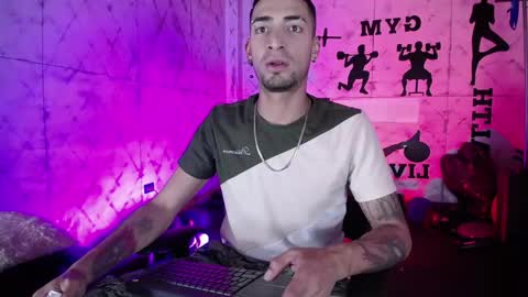 Drake Neuman online show from December 2, 3:53 am