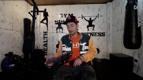 Snapshot of drakeneumann chatting on March 7, 3:40 am Drake Neuman online show from March 7, 3:40 am