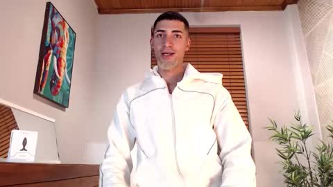 Snapshot of drakeneumann chatting on September 23, 4:01 am Drake Neuman online show from September 23, 4:01 am