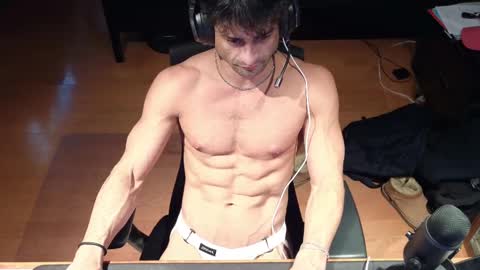 drakeoc online show from December 18, 7:36 am