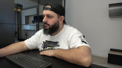 DravenPeak online show from December 1, 12:19 pm