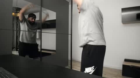 DravenPeak online show from October 10, 7:07 pm