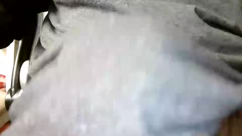 dream_man_ online show from April 13, 5:19 am