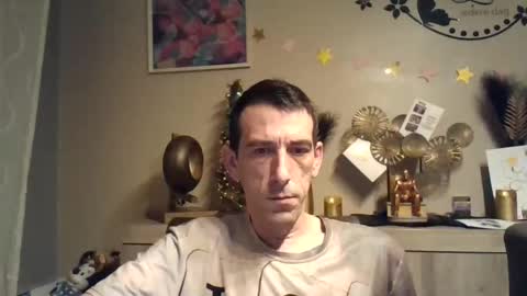 dreamguy38 online show from December 13, 3:05 am