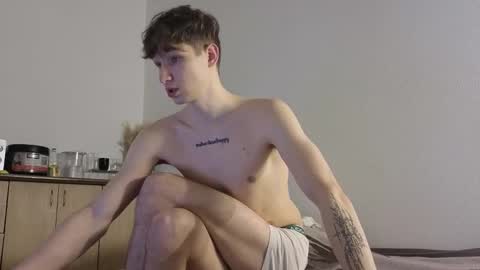 Mark online show from December 18, 2:35 pm