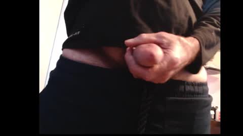 Snapshot of drmbigg chatting on December 6, 1:07 am Hello Hope you enjoy what you see. I love attention in dirty talk and tips thickcock edging precum dirtyTalk C2C online show from December 6, 1:07 am