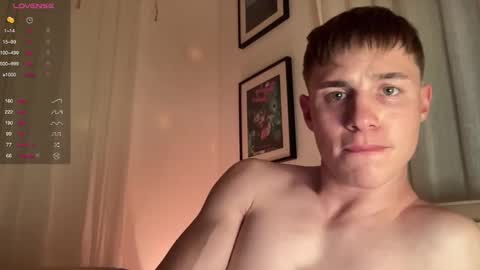 Snapshot of droll_guy chatting on October 4, 3:50 pm droll_guy online show from October 4, 3:50 pm