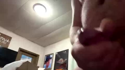 droppingloads82 online show from February 6, 7:16 am