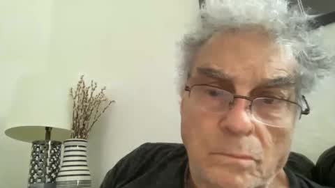 DrTony4u222100 online show from January 5, 6:13 pm