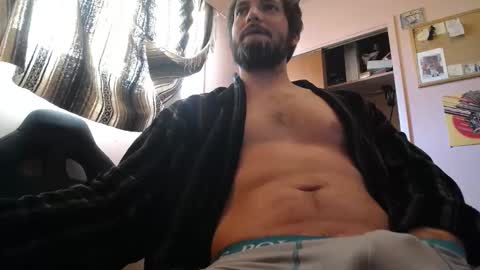 D online show from December 17, 9:32 pm