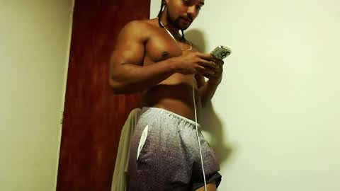 S.K..maorisa98 VIDEOS SEXHARD PPBOY 55TASTEPROTEIN online show from October 21, 11:57 am