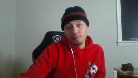 Snapshot of dubz07 chatting on February 1, 9:21 am dubz07 online show from February 1, 9:21 am