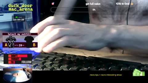 Snapshot of duck_door_mac_arena chatting on September 21, 2:39 pm duck_door_mac_arena online show from September 21, 2:39 pm