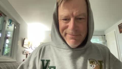 Snapshot of dudeinnh chatting on September 17, 11:11 am Steve online show from September 17, 11:11 am