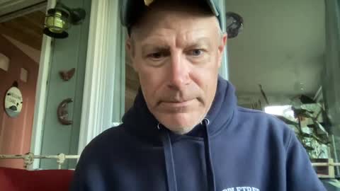 Snapshot of dudeinnh chatting on October 10, 9:39 pm Steve online show from October 10, 9:39 pm