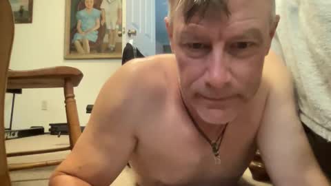 Snapshot of dudeinnh chatting on October 1, 8:35 pm Steve online show from October 1, 8:35 pm